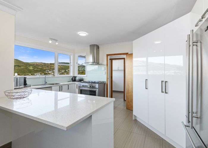  at 11 Fyvie Avenue, Tawa, Wellington, Wellington