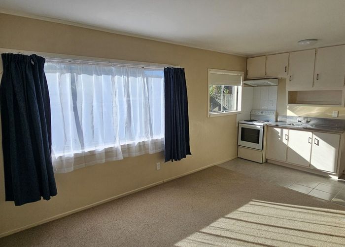 at 4/328 Ellerslie-Panmure Highway, Mount Wellington, Auckland City, Auckland