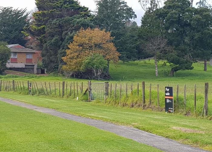 at 5 Willoughby Place, Huntly