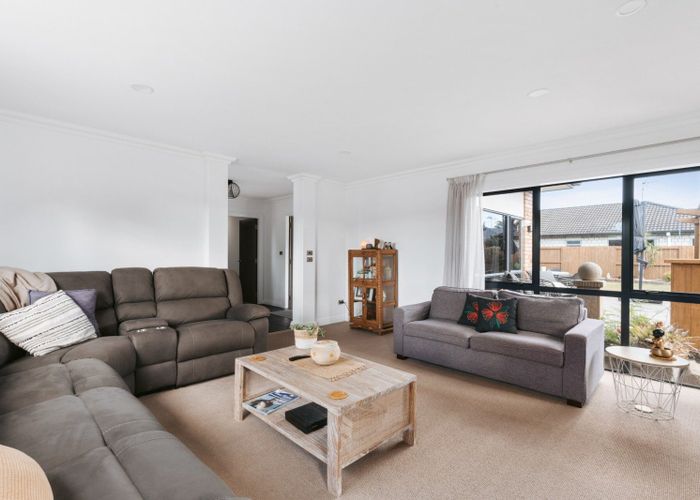  at 582 Gloucester Road, Papamoa, Tauranga, Bay Of Plenty