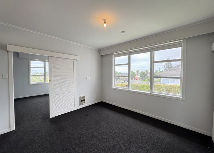  at 27 Maioro Street, New Windsor, Auckland City, Auckland