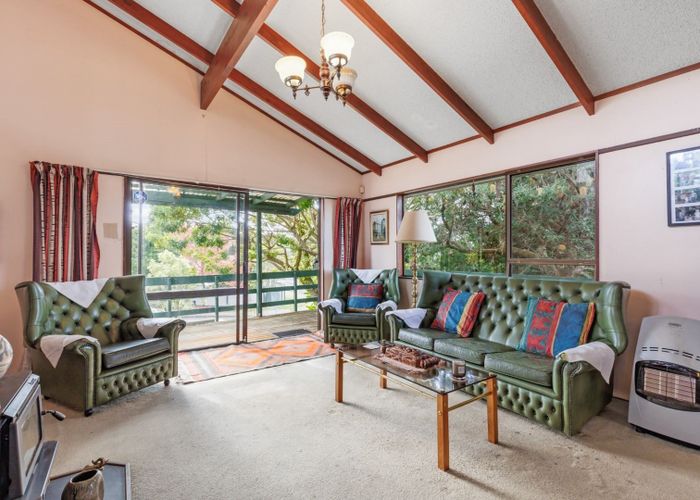  at 2 Lingham Crescent, Torbay, Auckland