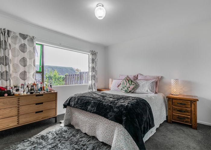 at 2/519 Pakuranga Road, Howick, Auckland