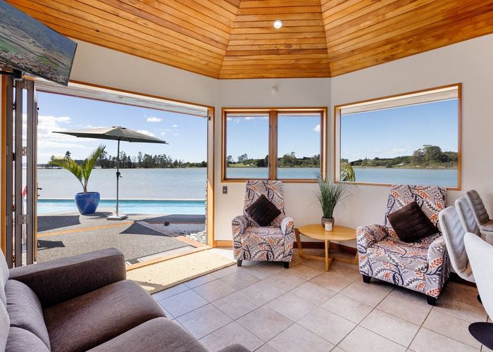 For sale 13 Lindoch Avenue, Te Puna, Western Bay Of Plenty, Bay Of