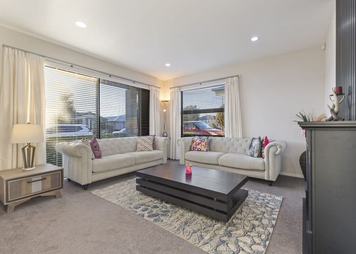  at 19 Treestump Road, Takanini, Papakura, Auckland