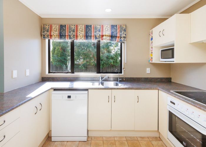  at 68 Clifton Terrace, Fitzherbert, Palmerston North, Manawatu / Whanganui