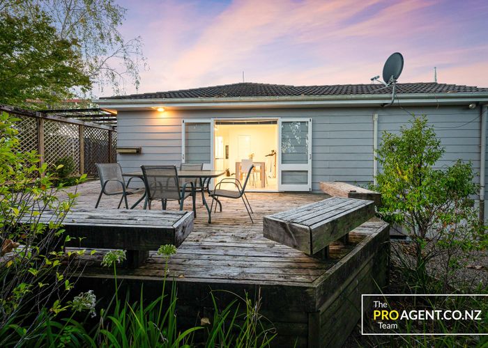  at 19 Madigan Place, Glendene, Auckland
