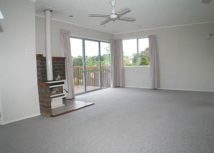  at 14 Newstead Avenue, Browns Bay, North Shore City, Auckland