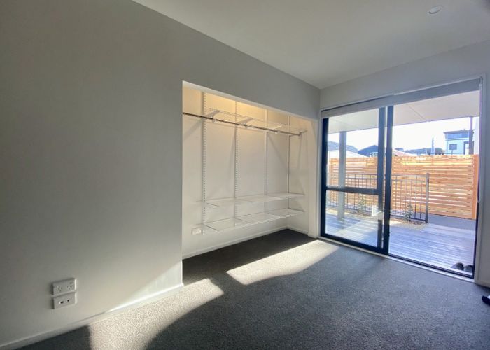  at 2/142 Leinster Road, Merivale, Christchurch