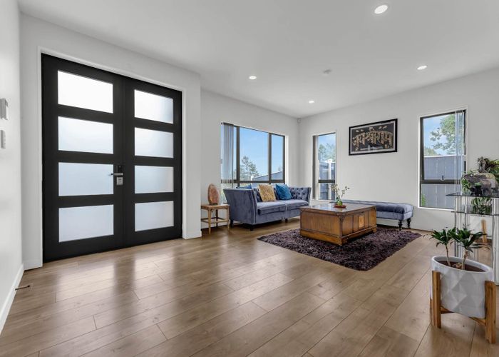  at 8  Arahanga Road, Flat Bush, Manukau City, Auckland