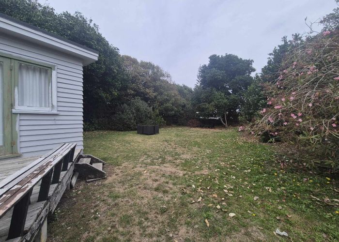  at 21 Manuka Street, Otaki Beach, Otaki