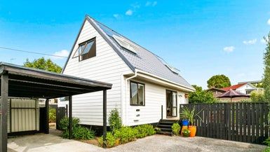  at 7A Carlton Street, Hillsborough, Auckland