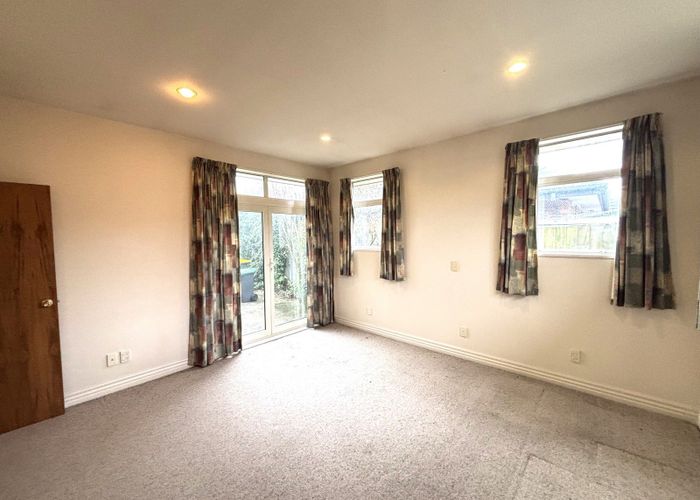  at 6 Cherrytree Lane, Spreydon, Christchurch City, Canterbury