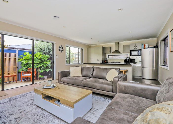  at 21A Park Road, Greenmeadows, Napier