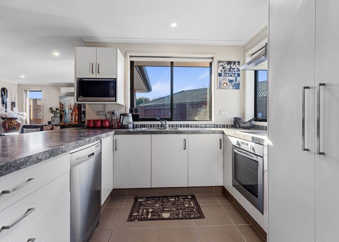  at 100 Twin Oak Avenue, Papamoa Beach, Papamoa