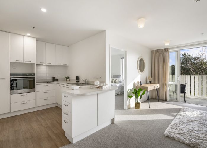  at 104/21A Swanson Road, Henderson, Waitakere City, Auckland