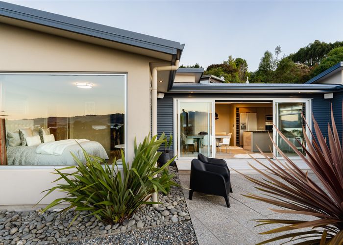  at 28 Clearwater Street, Broad Bay, Dunedin