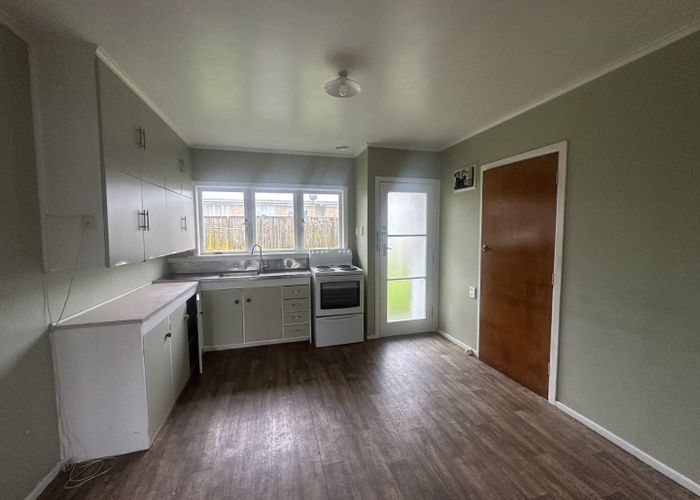  at 2/13 King Edward Avenue, Papakura, Papakura, Auckland