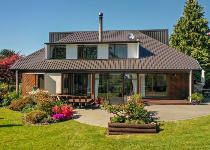  at 96 Fairview Road, Fairview