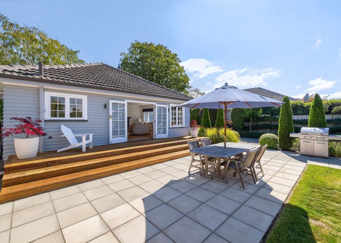  at 248 Weston Road, St. Albans, Christchurch City, Canterbury