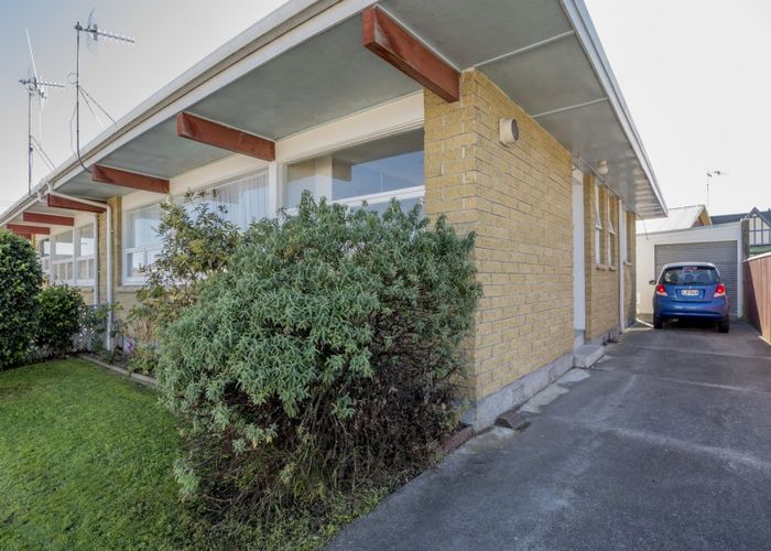  at 2 Ely Place, Levin, Levin