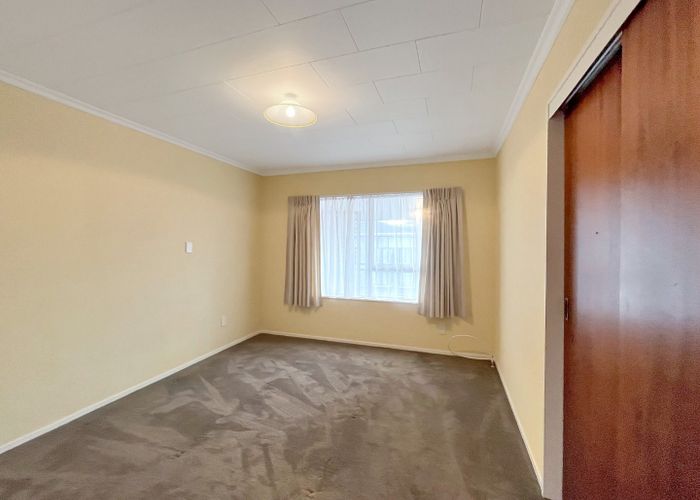  at 5 Chertsey Court, Roslyn, Palmerston North, Manawatu / Whanganui