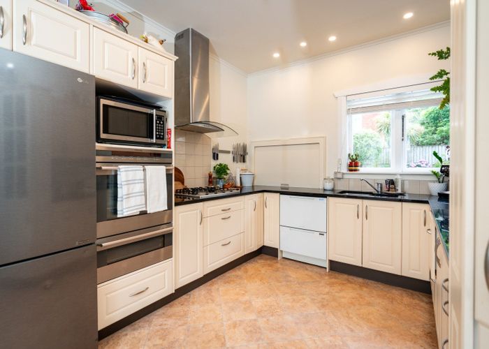  at 16 Manuka Street, Miramar, Wellington