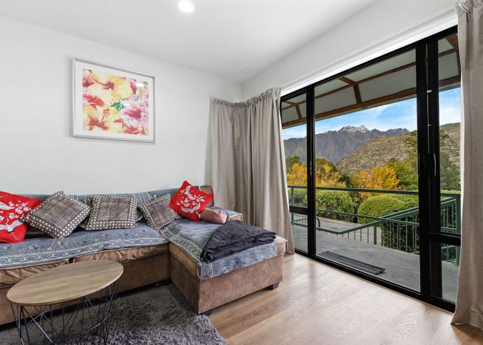  at 9/43 GOLDRIDGE WAY, FRANKTON RD, QUEENSTOWN