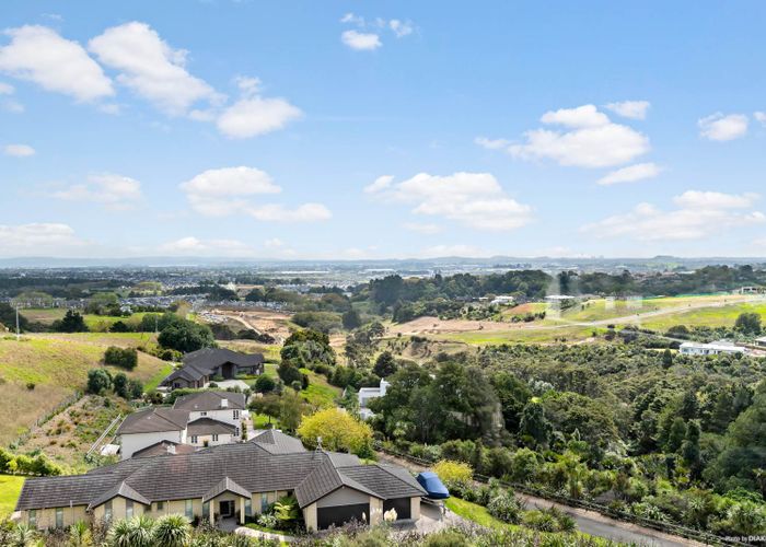  at 764 Redoubt Road, Flat Bush, Auckland