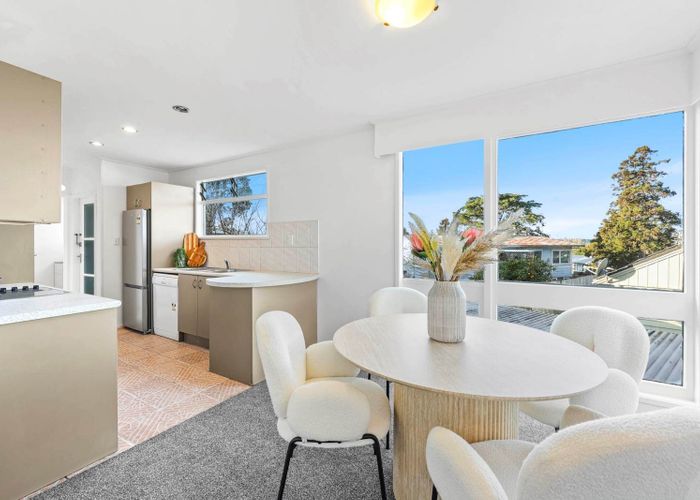  at 10 La Trobe Street, Pakuranga Heights, Manukau City, Auckland