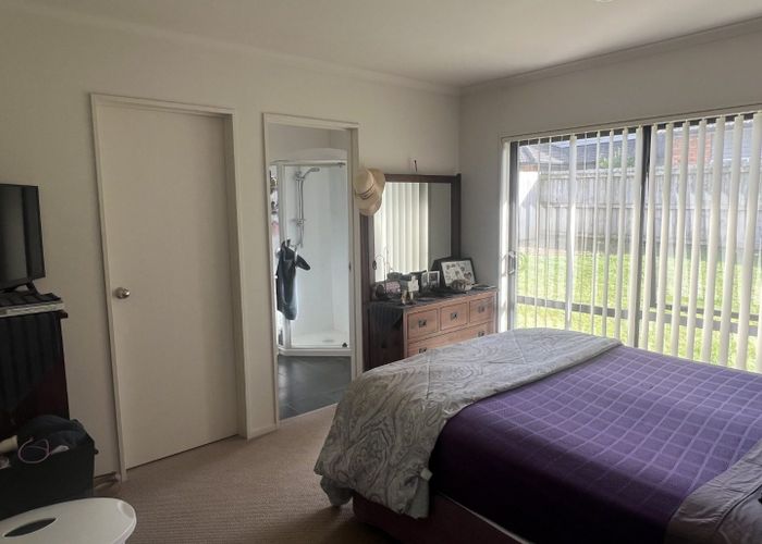  at 45 Cityview Place, Massey, Auckland