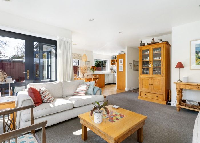  at 41 Dover Street, St Albans, Christchurch