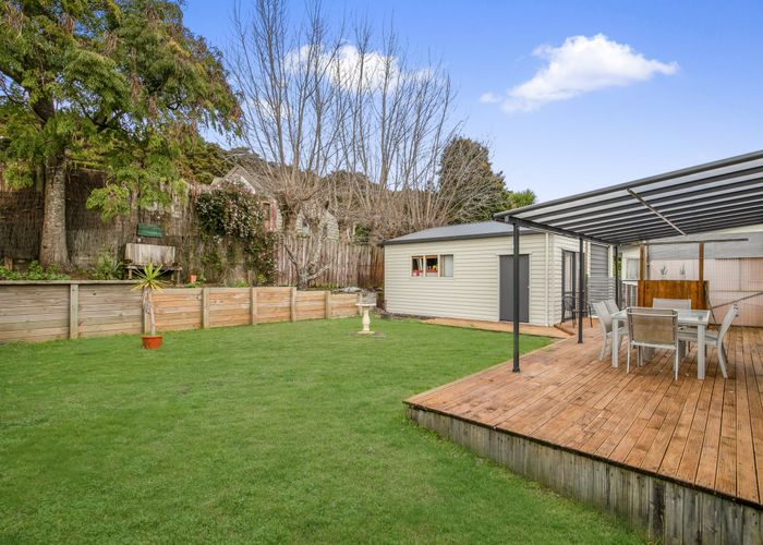  at 4 Caley Court, Totara Heights, Auckland