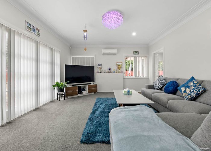  at 86 Puhinui Road, Papatoetoe, Auckland