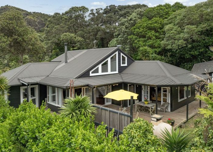  at 3 Watchmans Road, New Lynn