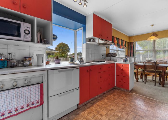  at 74 Aberdeen Drive, Dinsdale, Hamilton