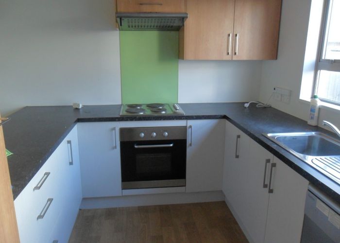  at 2/75 Burke Street, Addington, Christchurch