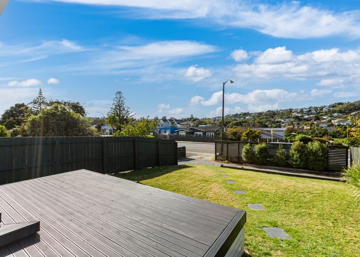  at 90 Main Road, Titahi Bay, Porirua