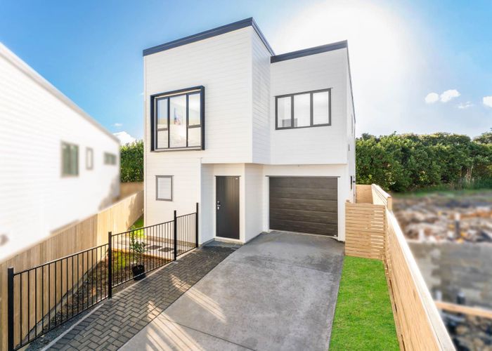  at 13 Whiteywood Street, Westgate, Waitakere City, Auckland
