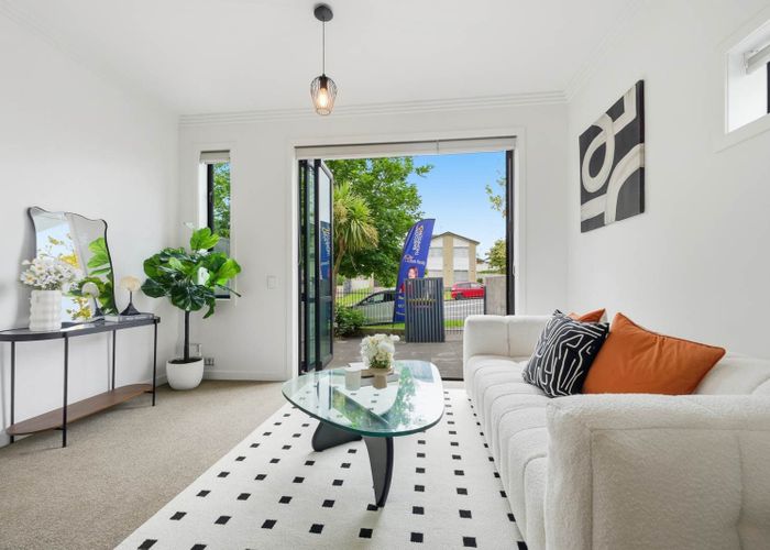  at 313 Murphys Road, Flat Bush, Manukau City, Auckland