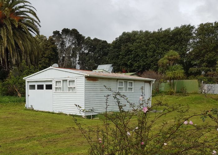 at 21 Park Avenue, Waikanae
