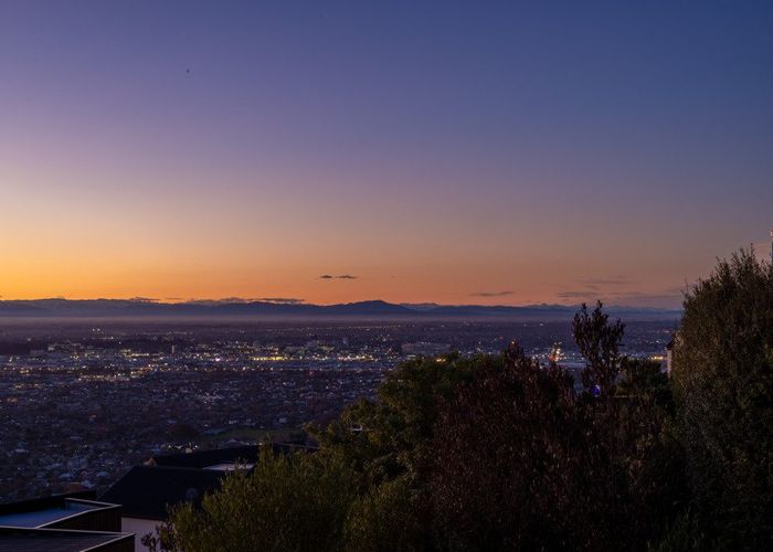  at 4 Swanton Drive, Huntsbury, Christchurch