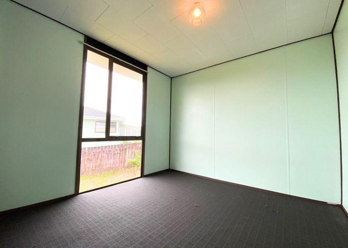  at 141 Moire Rd, West Harbour, Waitakere City, Auckland