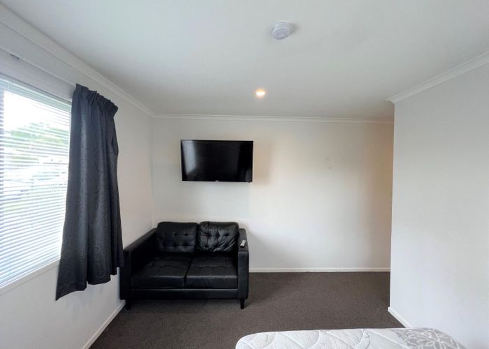  at 1/7 Hibiscus Avenue (Room A), Hamilton Lake, Hamilton, Waikato