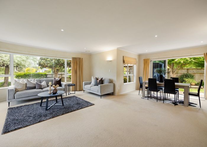  at 81 Keswick Crescent, Huntington, Hamilton