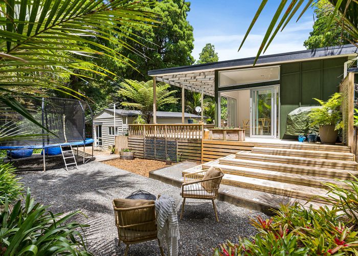  at 34 Valley Road, Titirangi, Auckland