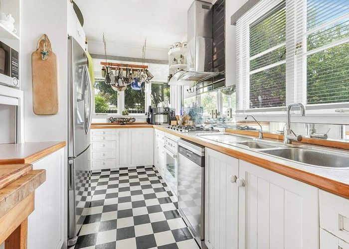  at 574 River Road, Fairfield, Hamilton, Waikato