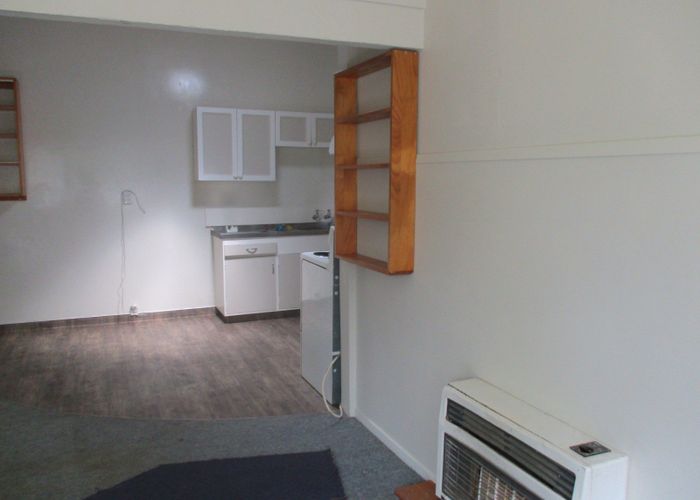  at 2/23 Joseph Street, West End, Palmerston North, Manawatu / Whanganui