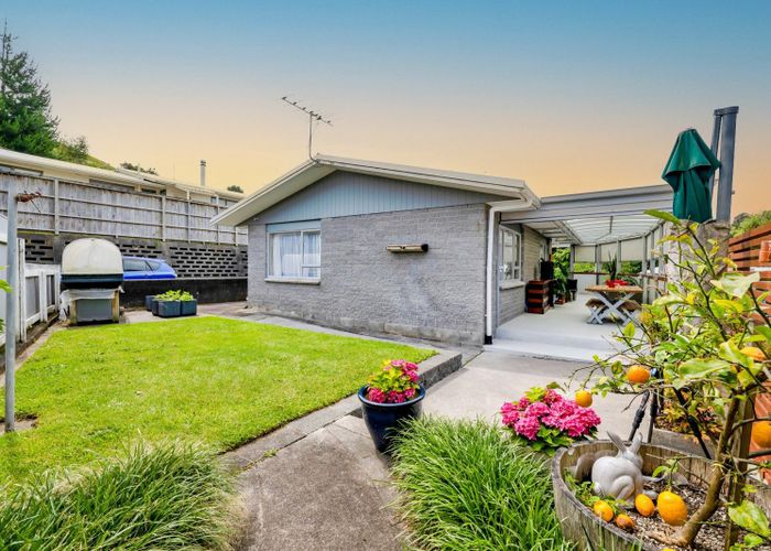  at 11 Shaldon Crescent, Blagdon, New Plymouth