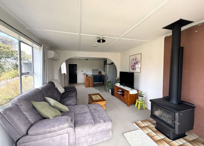  at 9 Cargill Street, Owaka, Clutha, Otago